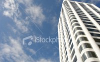 istockphoto_2883811-california-high-rise