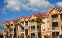 istockphoto_396347-row-of-condominiums
